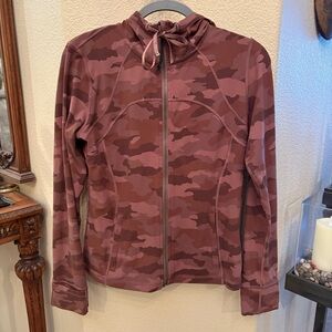 LULULEMON Women Brown Camo Zip-Up Hooded Define Jacket Size 10